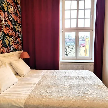 Classic In Old Town Apartment Tallinn